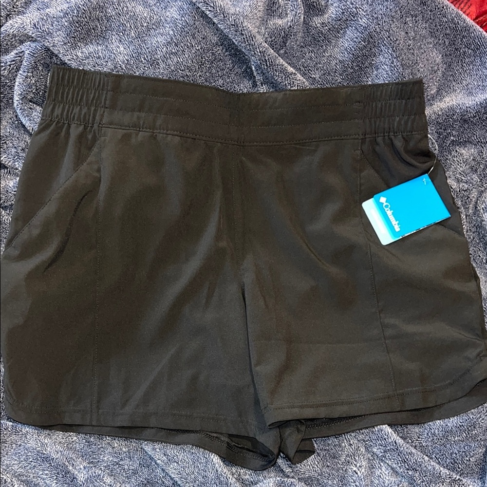 Columbia Women's Black Shorts